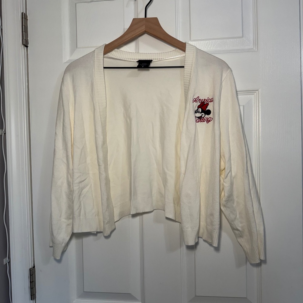 Disney official Minnie Mouse White Cardigan Bolero Sweater shrug Embroidered M